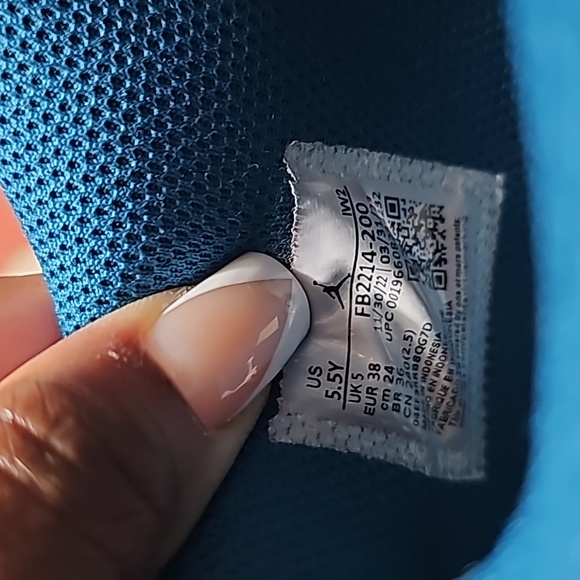 Size 5.5Y | Air Jordan 4 Retro GS 'Cacao Wow' - Picture 5 of 6